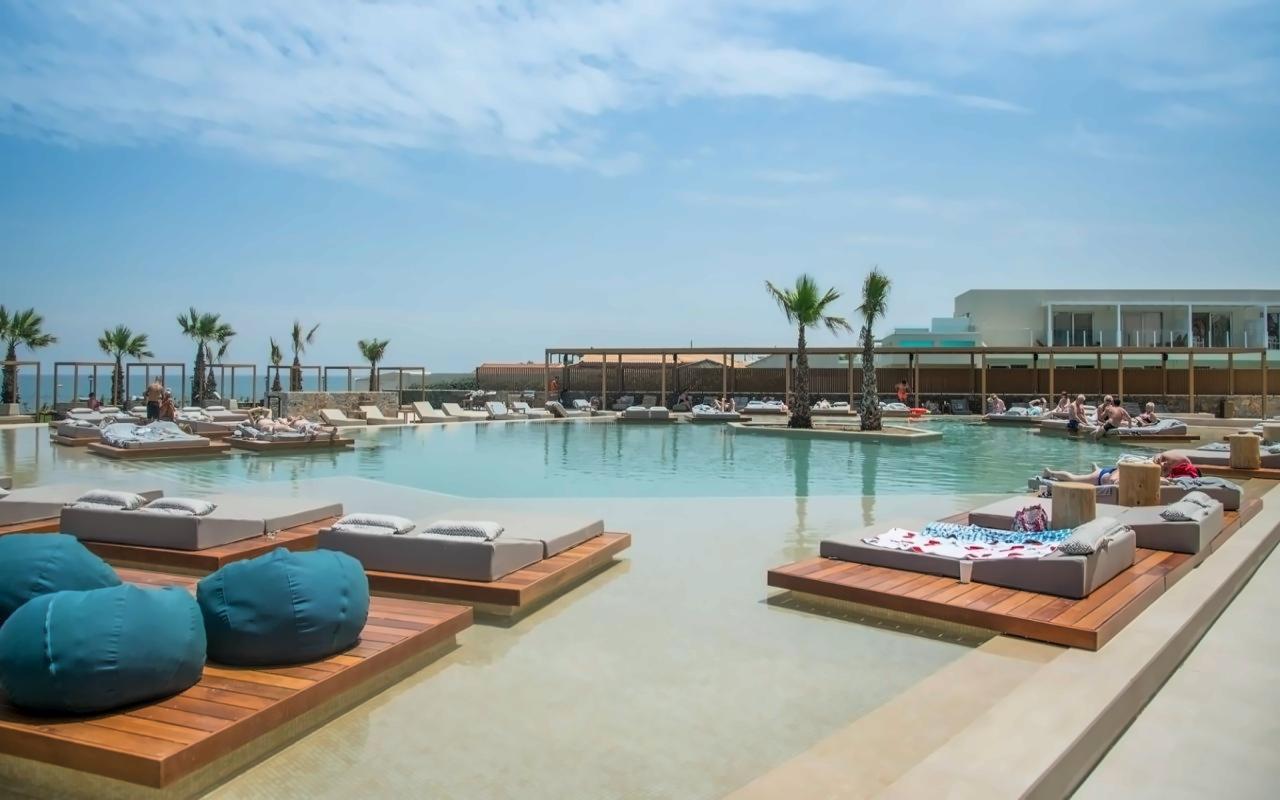 Senseana Sea Side Resort & Aquadventure