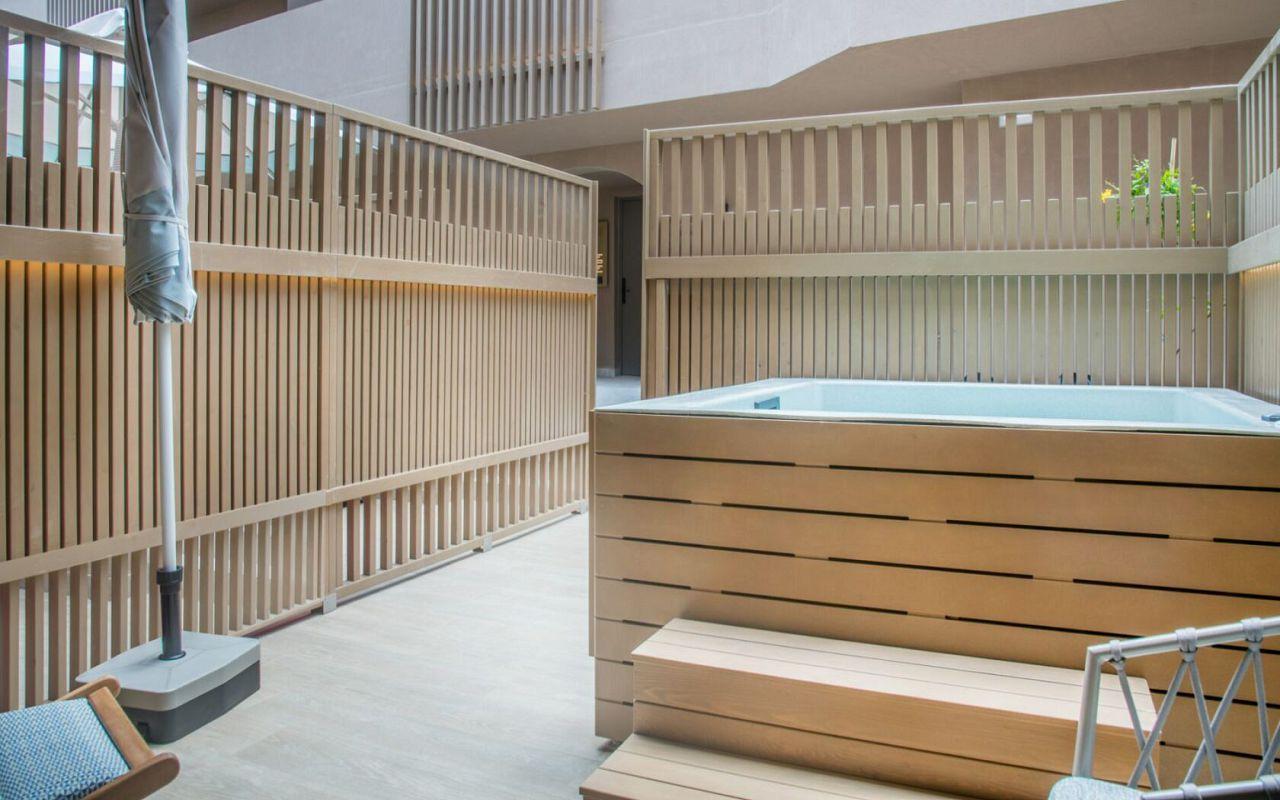 Double Room Garden View with Outdoor Jacuzzi