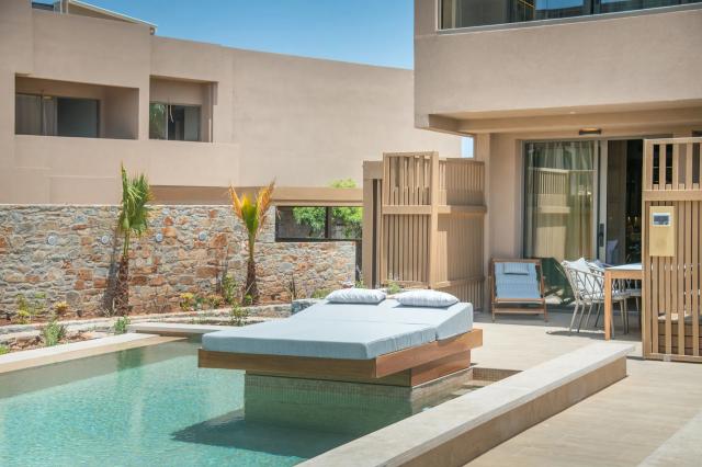 Classic Family Garden View Private Pool