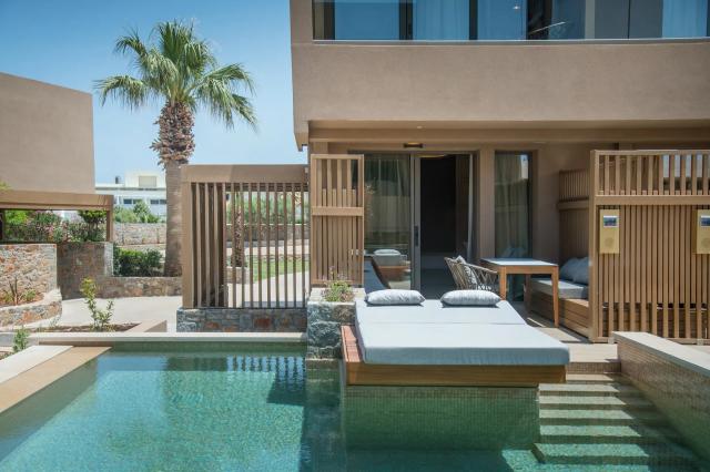Classic Family Garden View Private Pool