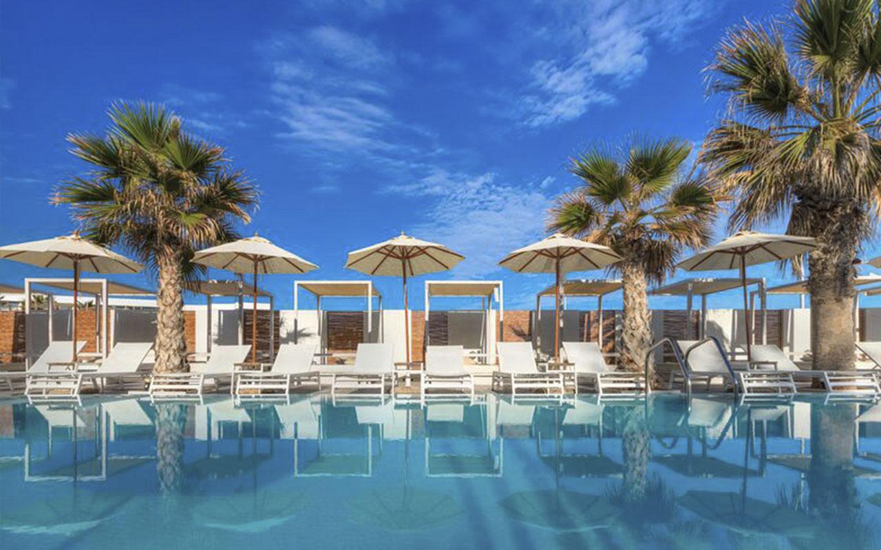 The Island Hotel (Adults Only 16+)