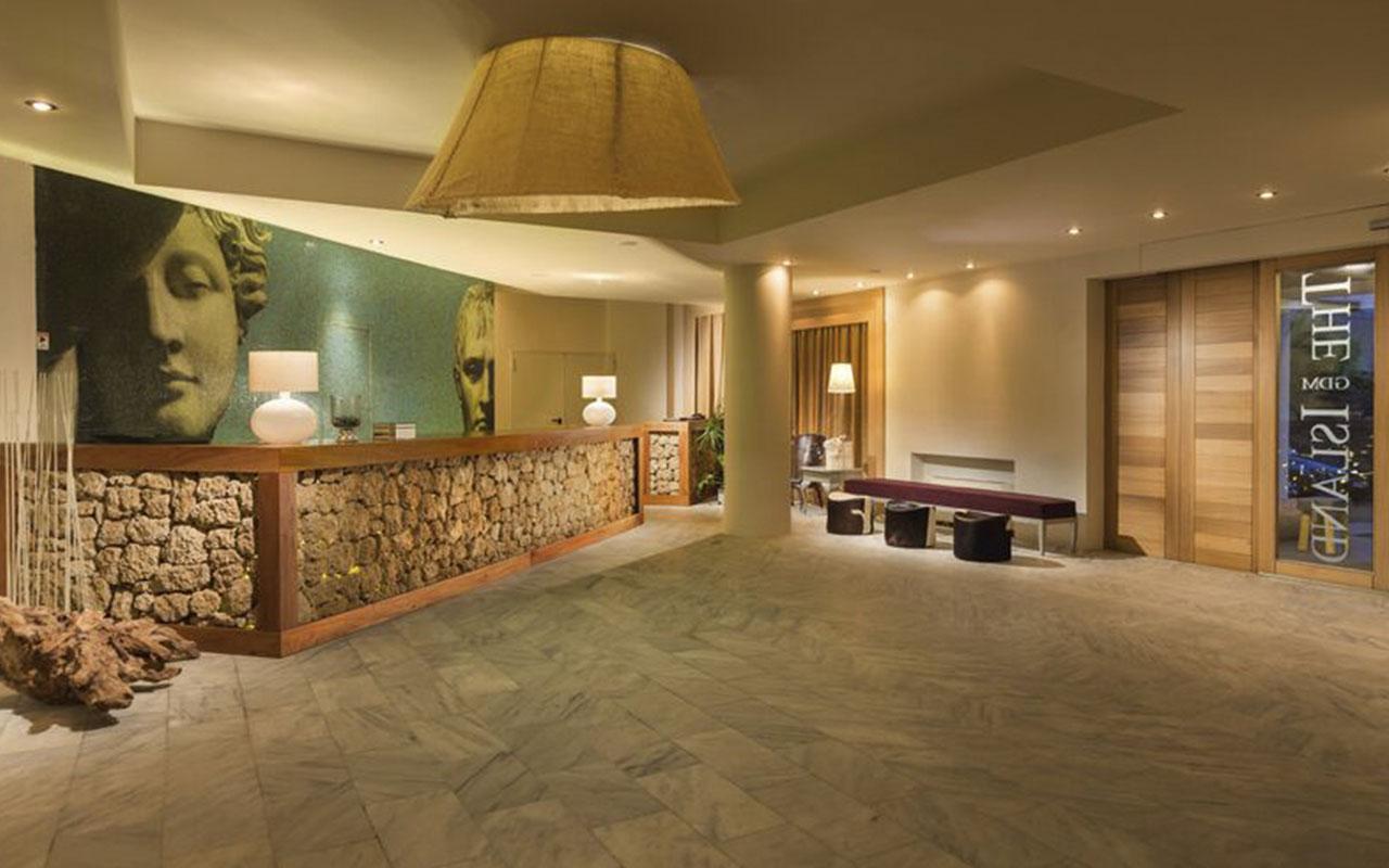 The Island Hotel (Adults Only 16+)