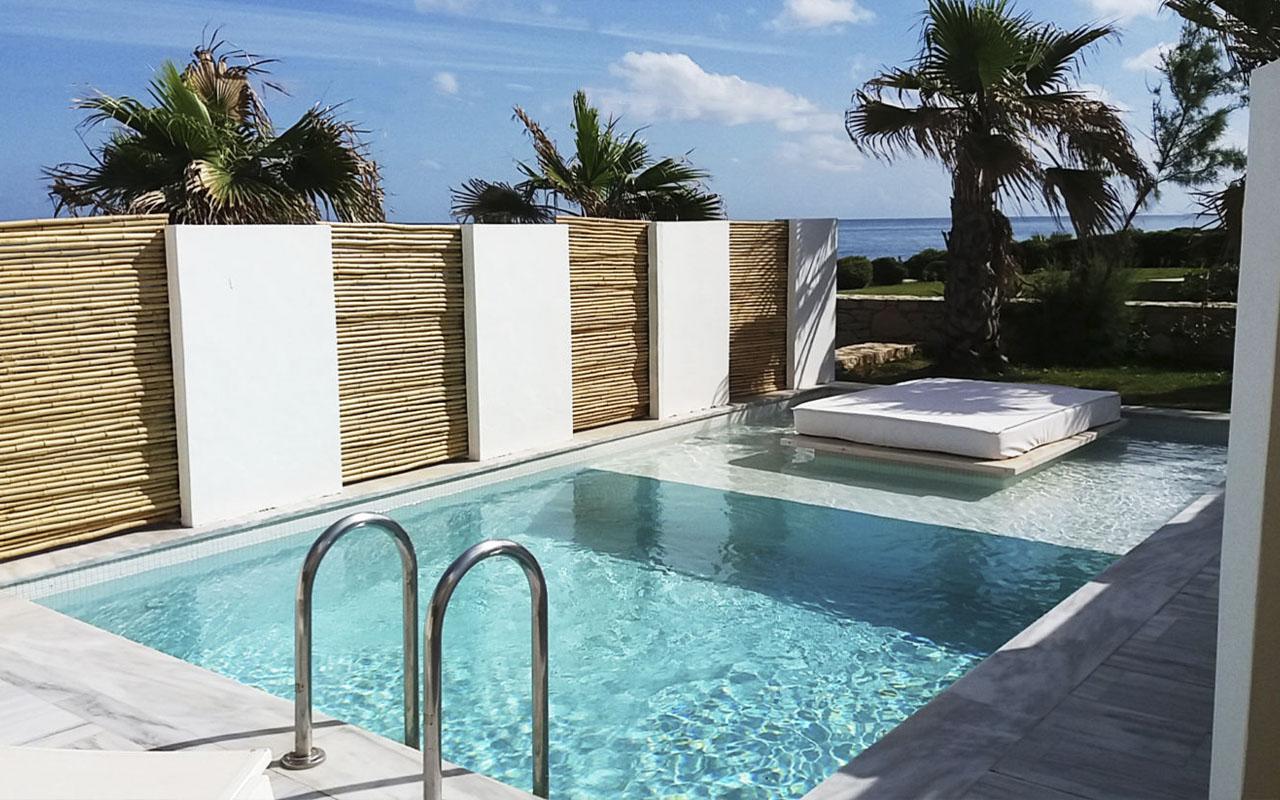 Pool Cool Room