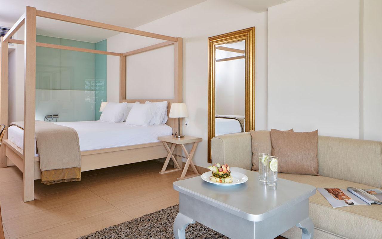 XL Room