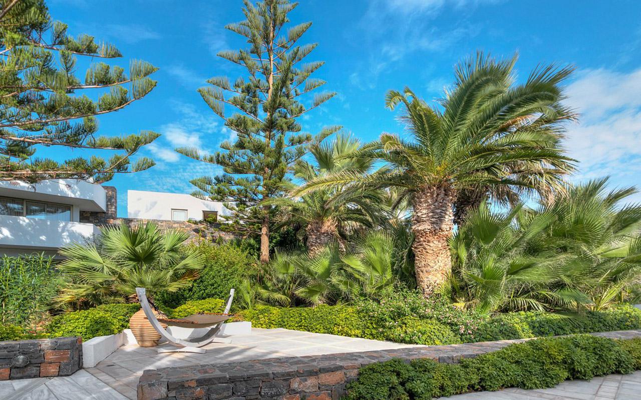 The Island Hotel (Adults Only 16+)
