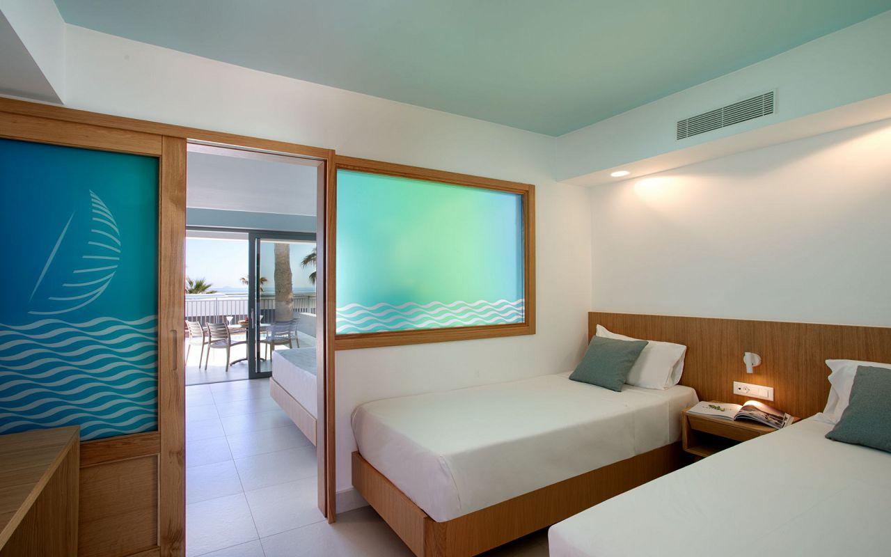 Family 4 Bedded Sea View
