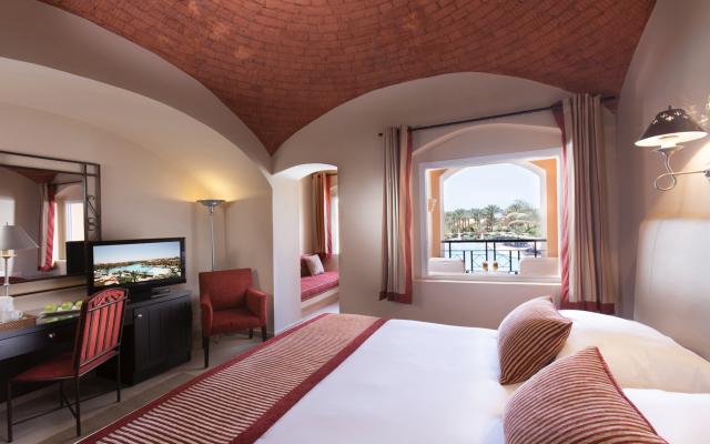 Superior Room Pool View