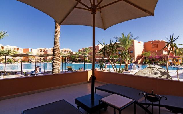 Junior Suite Pool View