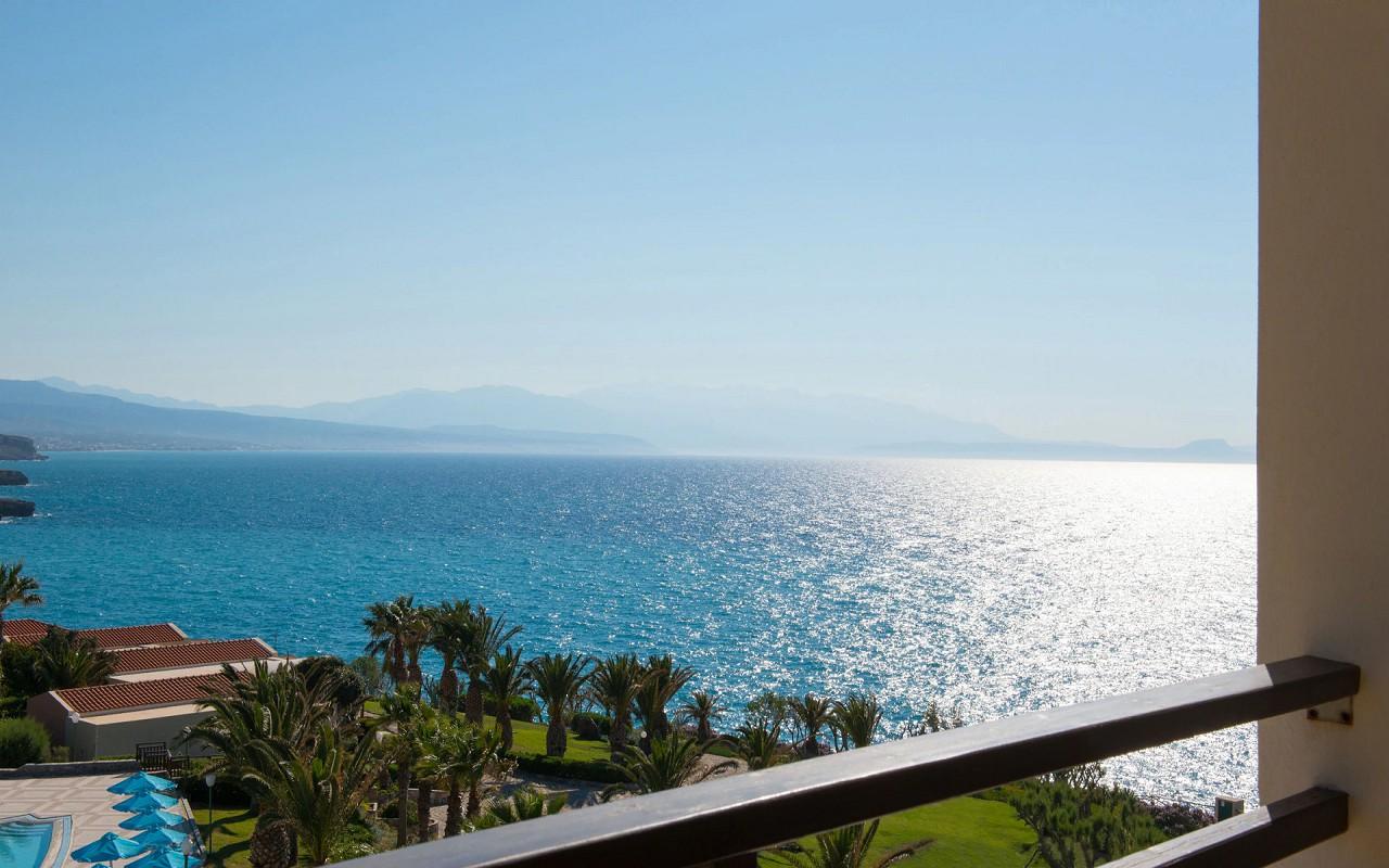 Priority Location Room Sea View
