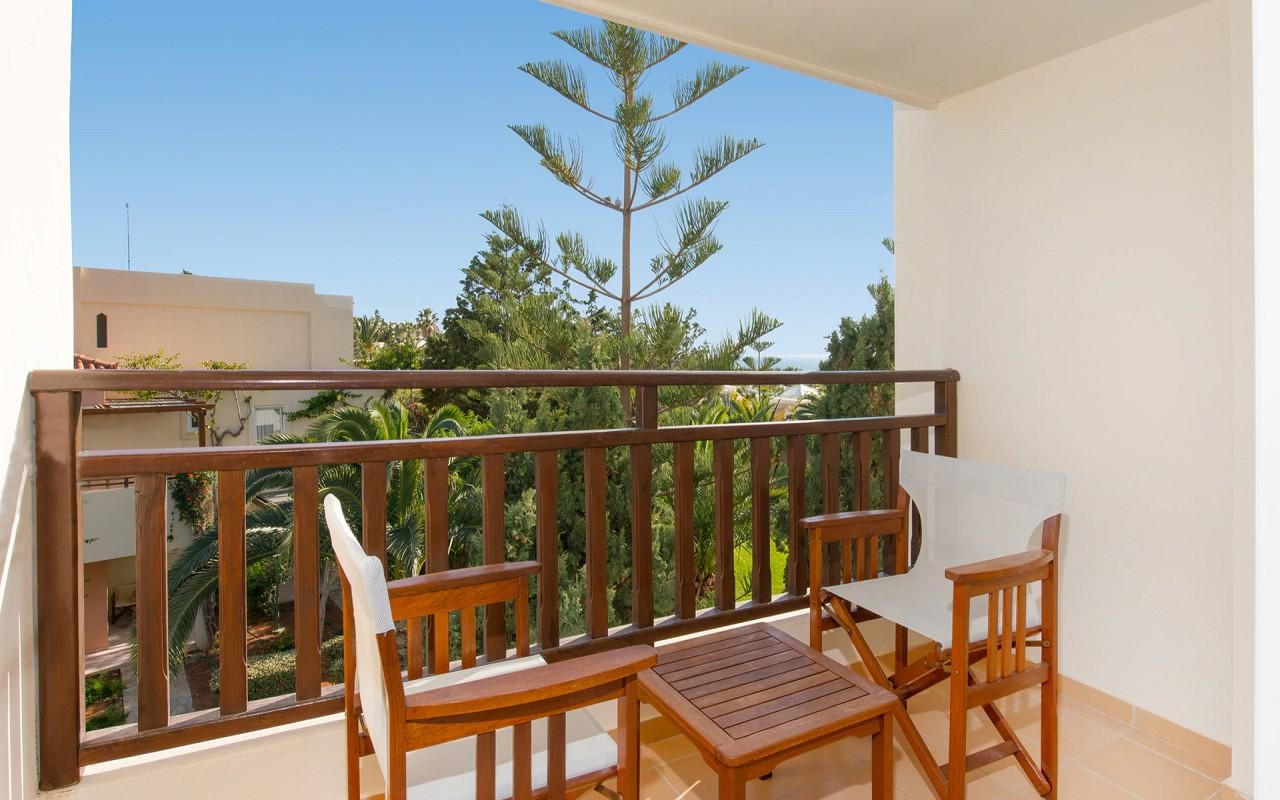 Room Garden View