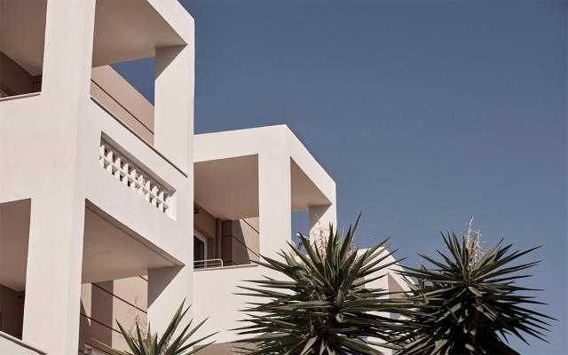 Troulis Aparthotel