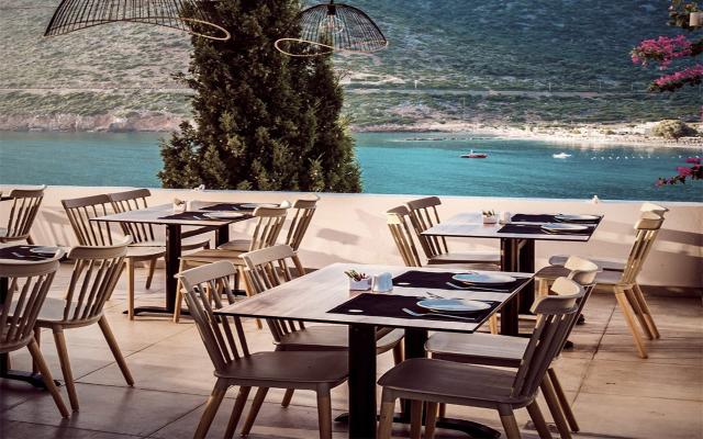 Troulis Aparthotel