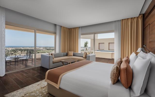Executive Suite Garden View