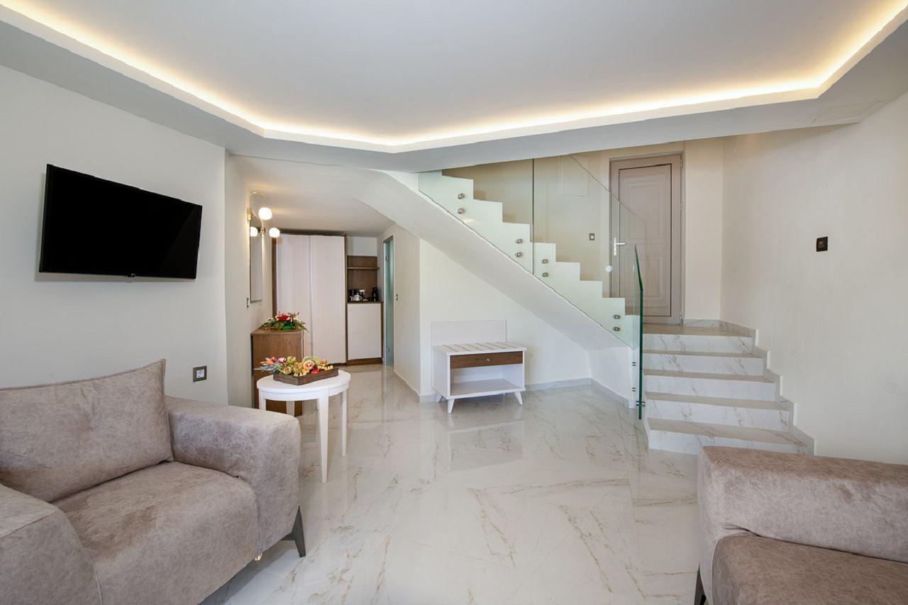 Deluxe Maisonette with Individual Pool