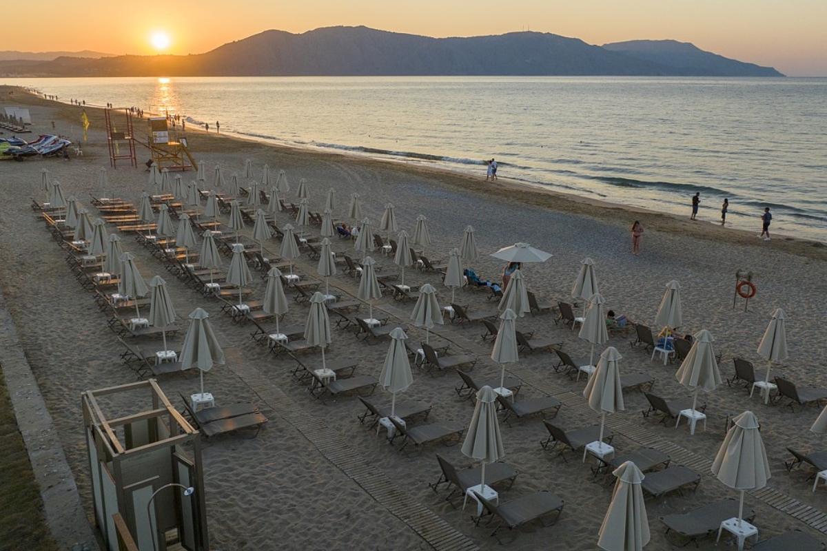 Vantaris Luxury Beach Resort