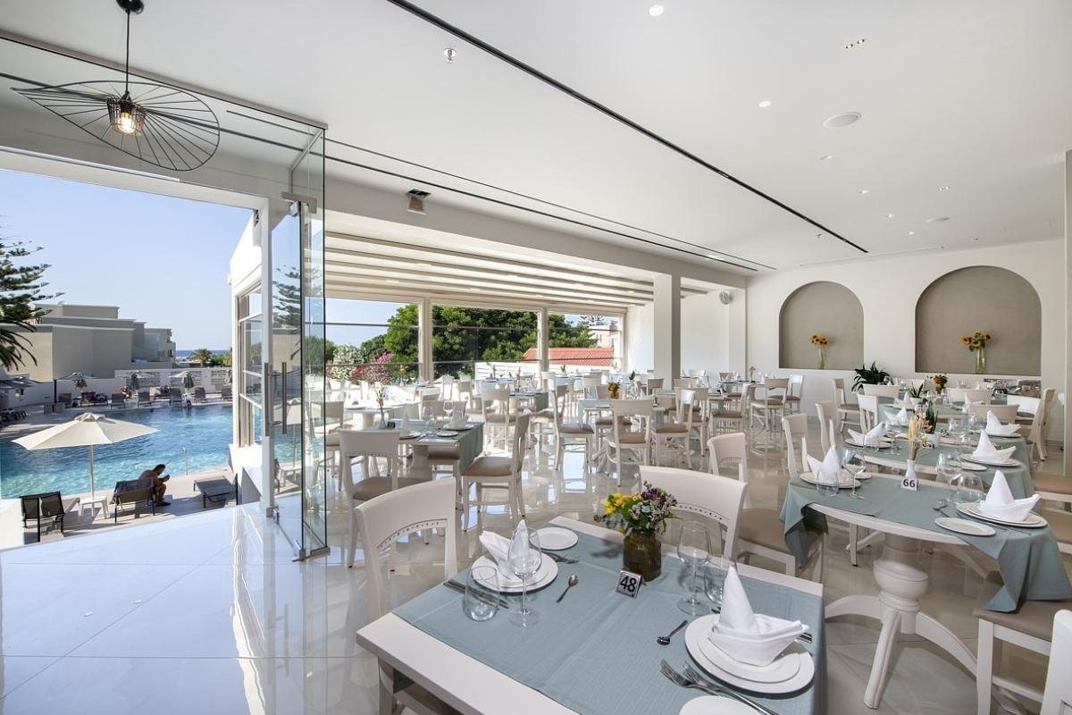 Vantaris Luxury Beach Resort