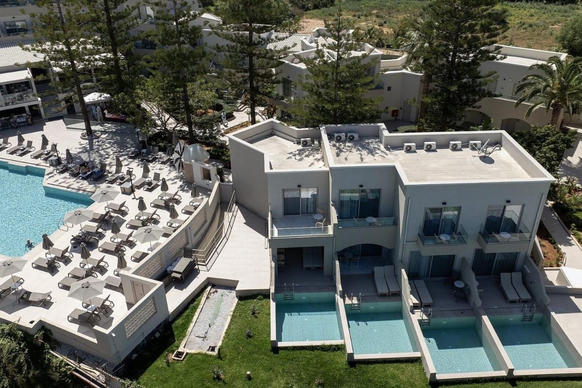 Vantaris Luxury Beach Resort