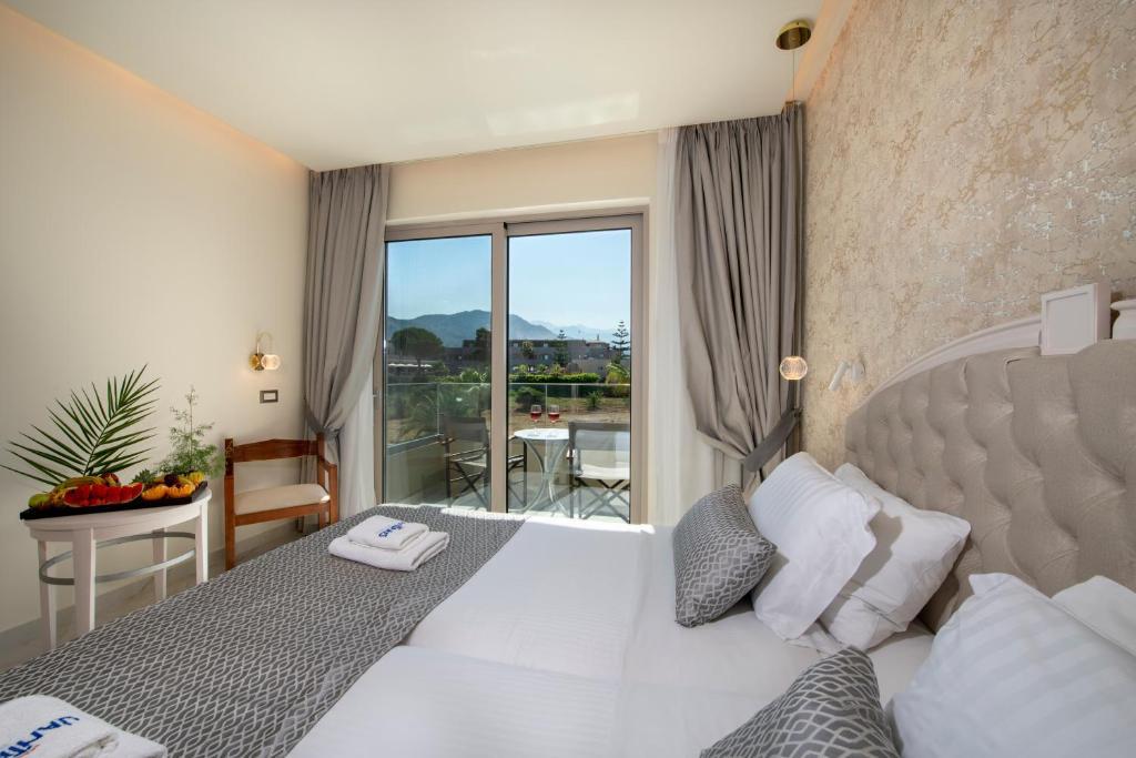 Room Land View (only Terrasse)