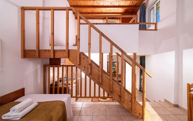 One Bedroom Apartment with Sea View