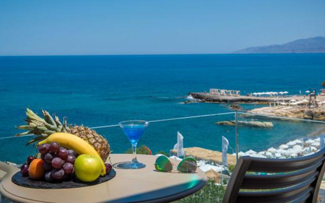Honeymoon Suite