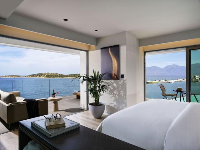 Premier Suite SV with Private Pool