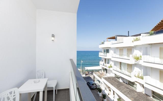 Standard Room Side Sea View