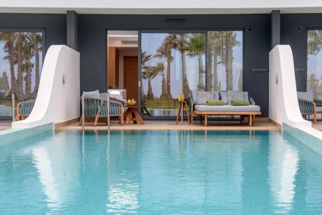 Deluxe Junior Suite with Individual Pool Beach Front