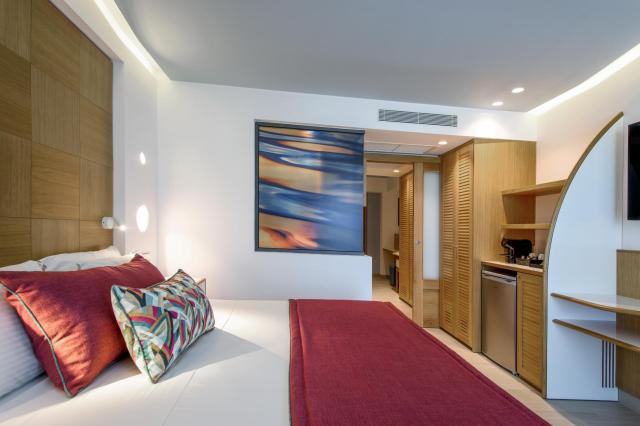 2 Bedroom Family with Individual Pool