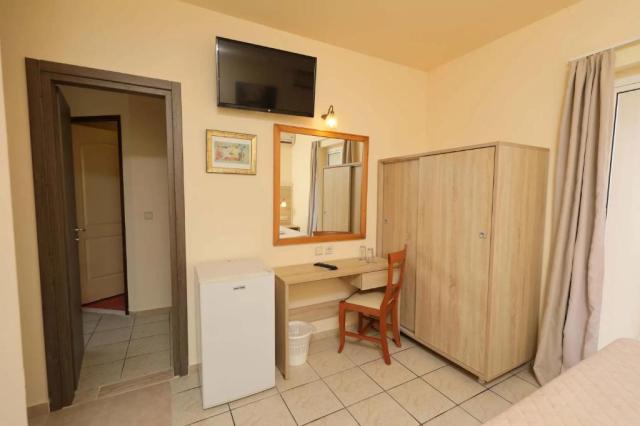 Family 2 Bedrooms Garden View (4+1)