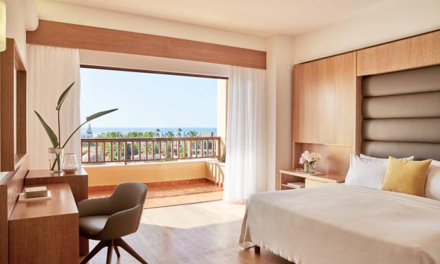 Executive Suite Sea / Pool View