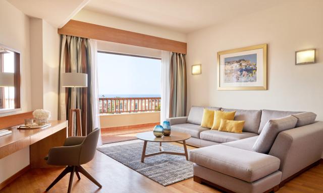 Executive Suite Sea / Pool View