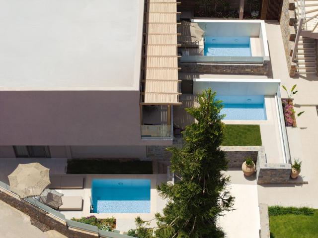 High Beach White The Villa Collection