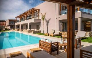 High Beach White The Villa Collection