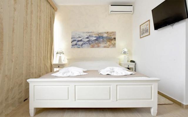 Superior Double Room A/C