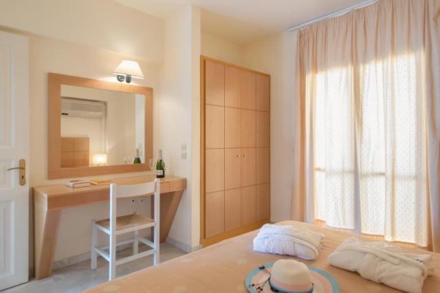 1-Bedroom Apartment Inland/Side Sea View/Sea View A/C