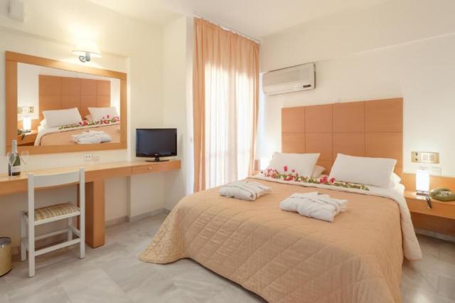 1-Bedroom Apartment Inland/Side Sea View/Sea View A/C