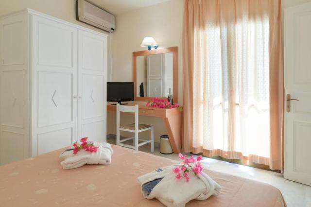 2-Bedrooms Apartment Side Sea View (6Pax) A/C