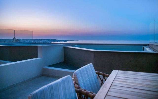 Classic Room Sea View with Outdoor Jacuzzi