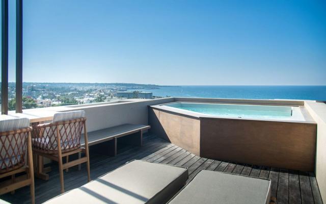 Classic Room Sea View with Outdoor Jacuzzi