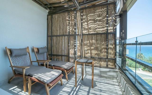 Serenity Suite Sea View