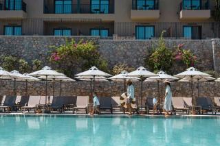 Village Resort & Waterpark