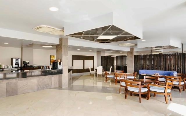 Alua Atlantico Golf Resort