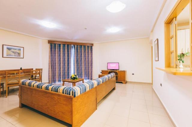 Family room pool / sea view