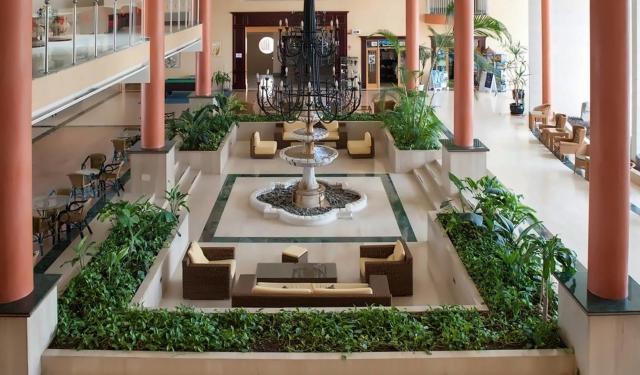 Grand Muthu Golf Plaza