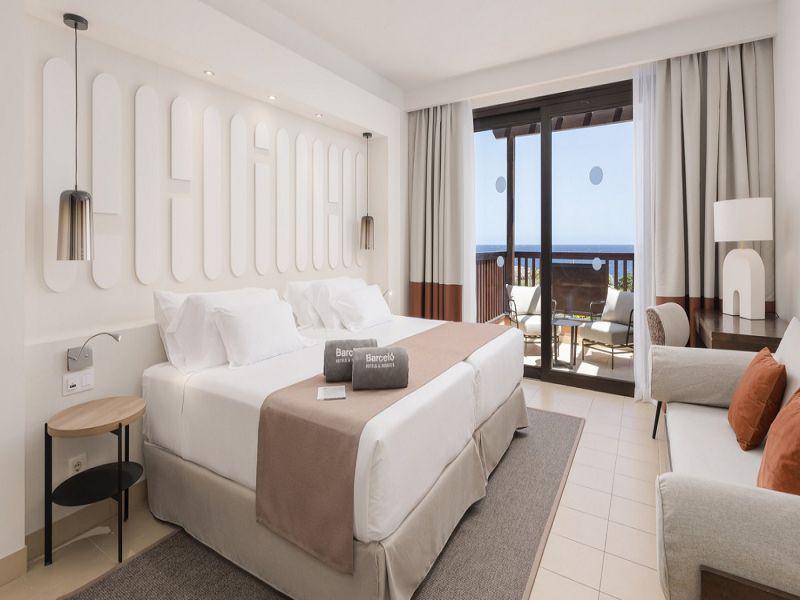 Deluxe Twin/Double Room Front Sea View - Balcony