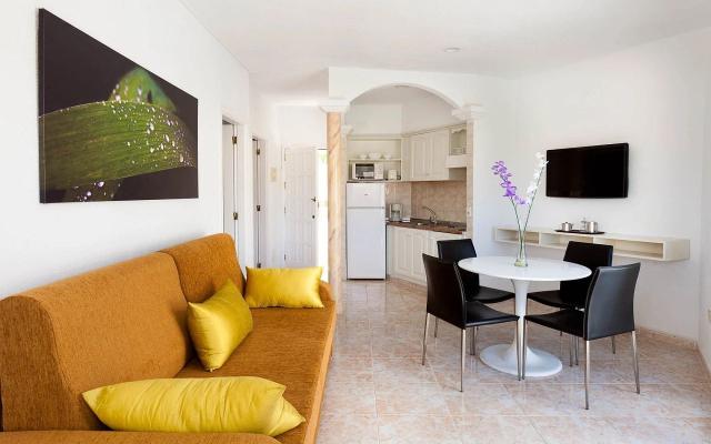 2 Rooms Apartment Standard