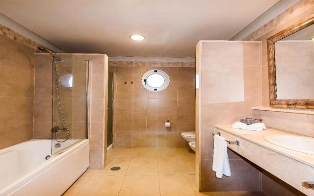 Master Suite Sea View