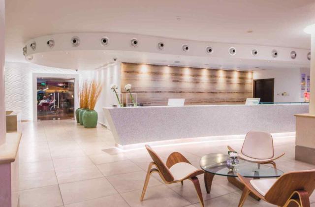 Napa Plaza (Adults Only)