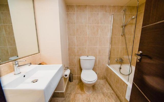 Deluxe Twin Room Inland View
