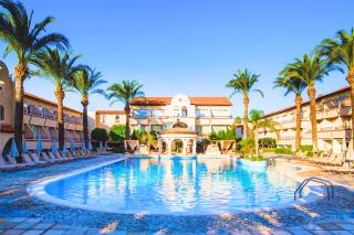 Napa Plaza (Adults Only)
